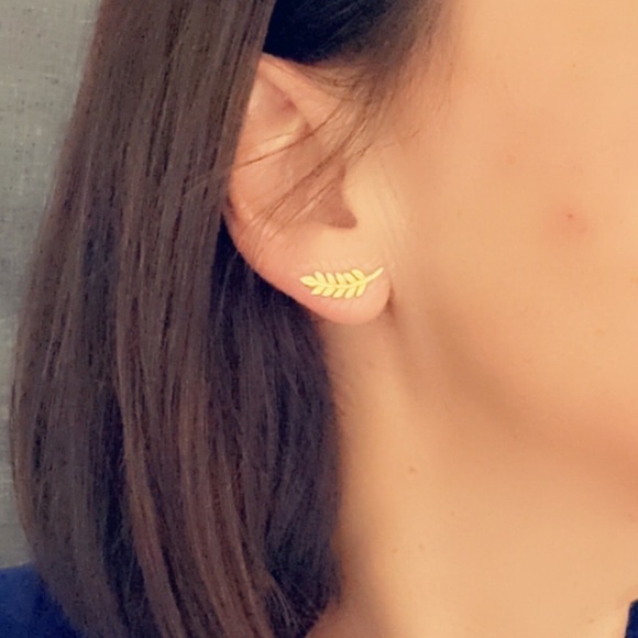 14k Gold Leaf Stud Earrings - Picture 3 of 14